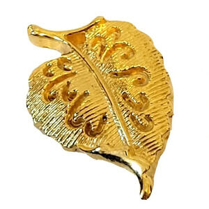 AAI Leaf Brooch Leaf Gold Tone Signed Vintage Accessories Associates Inc 2"x1.3"